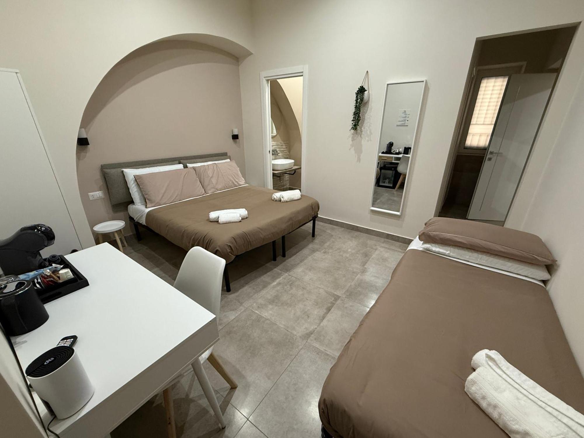 Stay In Naples - Arenaccia 211 Rooms And Suite Zewnętrze zdjęcie